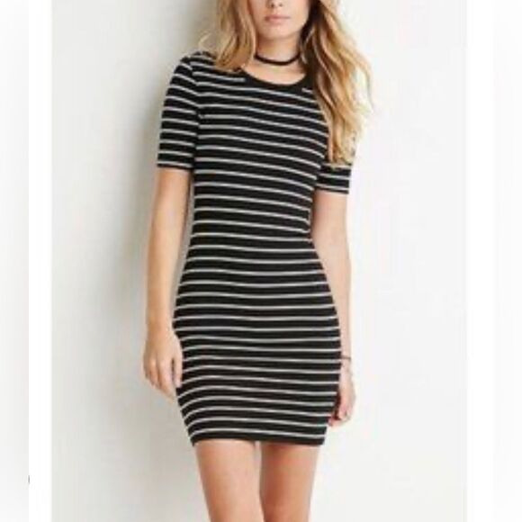 Forever 21 Dresses & Skirts - Forever 21 dress small midi dress stripe